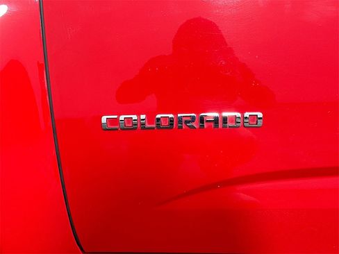 Used 2020 Chevrolet Colorado ZR2 image 28