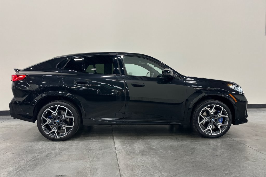 Certified 2024 BMW X2 M35i AWD/4WD image 3