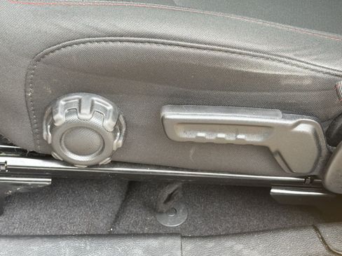 Used 2021 Jeep Wrangler Unlimited Rubicon AWD/4WD image 21