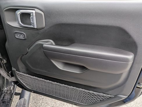 Used 2021 Jeep Gladiator Mojave w/ LED Lighting Group image 34