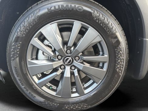 New 2026 Nissan Pathfinder SV w/ SV Premium Package AWD/4WD image 30