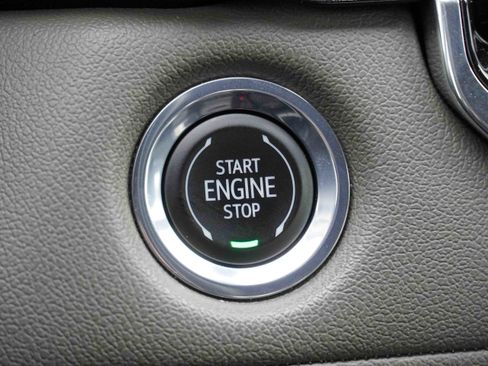 Used 2023 Chevrolet Colorado ZR2 w/ ZR2 Convenience Package III image 18