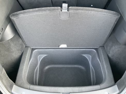 Used 2022 Tesla Model Y Performance image 44