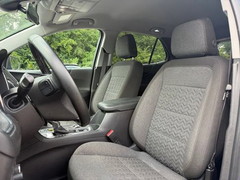 Used 2024 Chevrolet Equinox LT AWD/4WD image 7