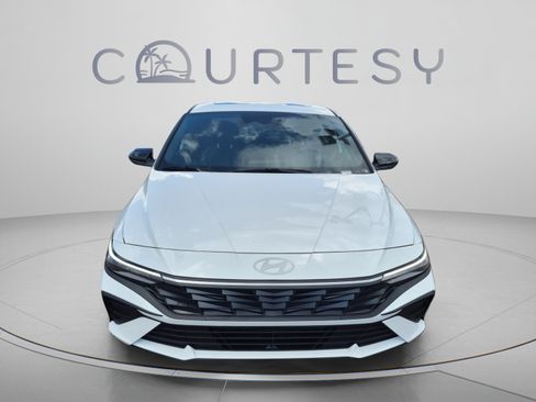 New 2026 Hyundai Elantra SEL Sport FWD image 8