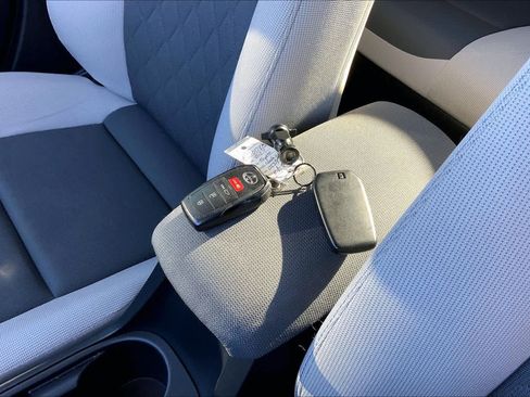 Used 2024 Toyota Corolla LE w/ LE Convenience Package image 14