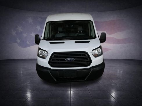 Used 2019 Ford Transit 350 XL image 8