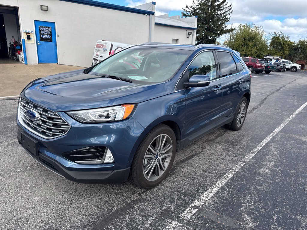 Certified 2019 Ford Edge Titanium FWD image 8