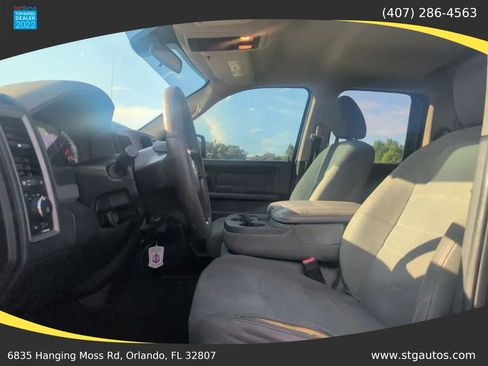 Used 2017 RAM 1500 Express w/ Black Ram 1500 Express Group RWD image 12