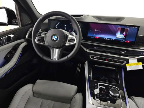 Used 2026 BMW X5 xDrive40i w/ M Sport Package AWD/4WD image 14