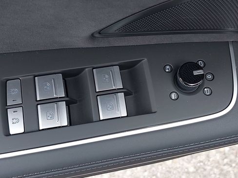 New 2026 Audi A8 L 3.0T AWD/4WD image 31
