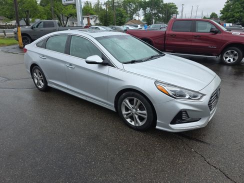 Used 2018 Hyundai Sonata Limited FWD image 3