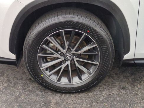 Certified 2024 Lexus NX 250 FWD image 9