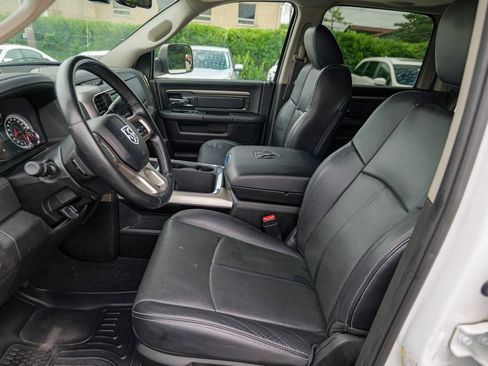 Used 2018 RAM 2500 Laramie w/ Sport Appearance Group AWD/4WD image 22