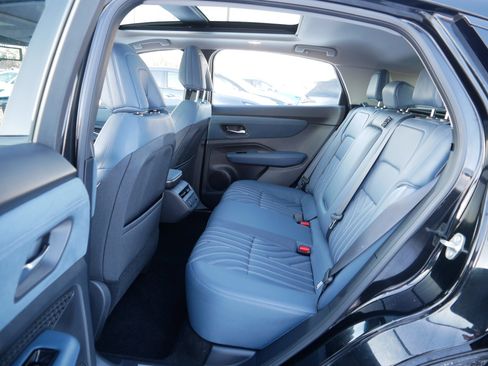 Used 2023 Nissan Ariya image 35