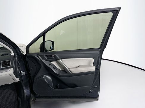 Used 2016 Subaru Forester 2.5i image 29