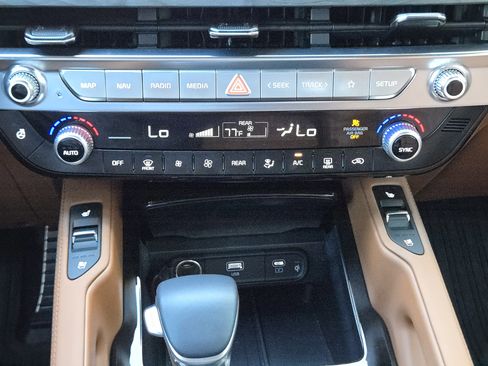 Used 2025 Kia Telluride SX Prestige X-Line image 19