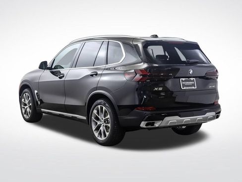 New 2026 BMW X5 xDrive40i w/ Premium Package AWD/4WD image 3