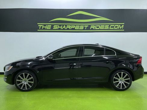 Used 2018 Volvo S60 T5 Inscription Platinum image 6