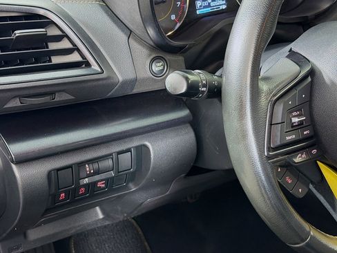 Used 2021 Subaru Crosstrek 2.5i Sport w/ Moonroof Package image 11