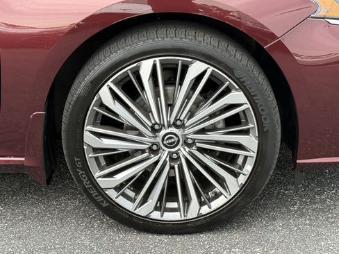 Used 2023 Nissan Altima 2.5 SL AWD/4WD image 13