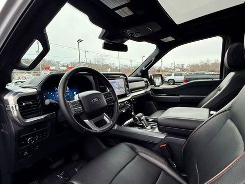 Used 2025 Ford F150 Lariat w/ Equipment Group 502A High image 15