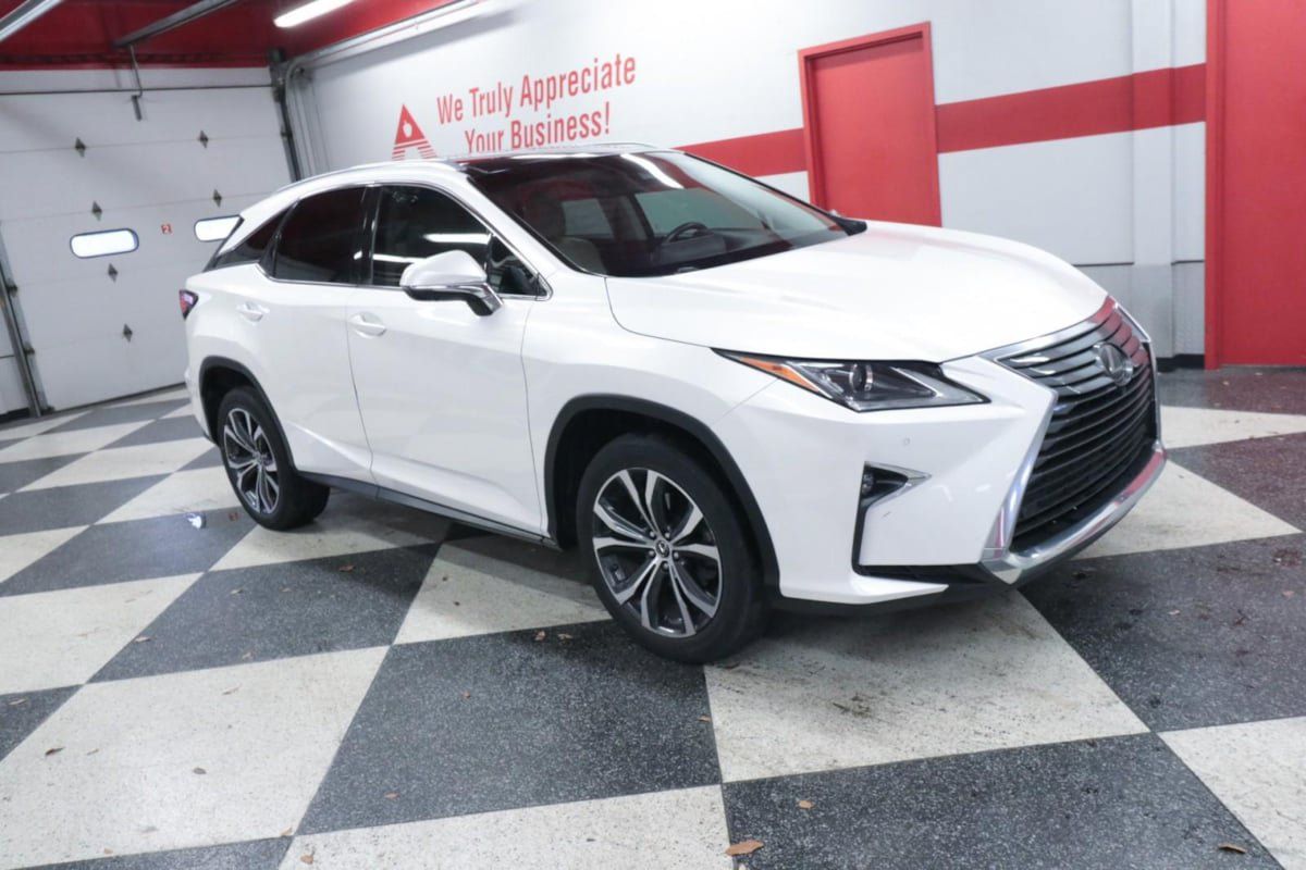 Used 2018 Lexus RX 350 FWD w/ Premium Package image 3