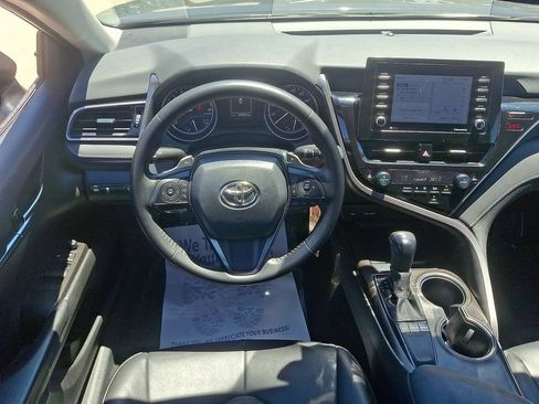 Used 2024 Toyota Camry SE FWD image 13