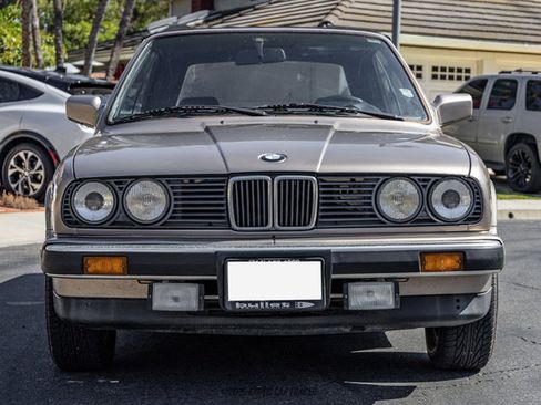 Used 1989 BMW 325i Convertible RWD image 21