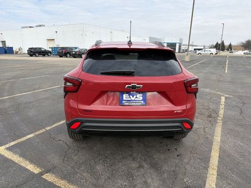New 2026 Chevrolet Trax RS w/ Driver Confidence Package image 6