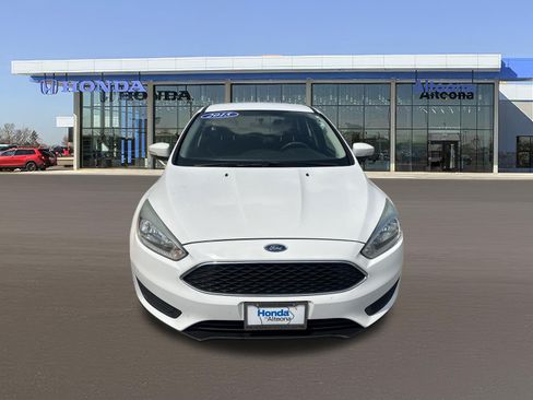 Used 2015 Ford Focus SE FWD image 7