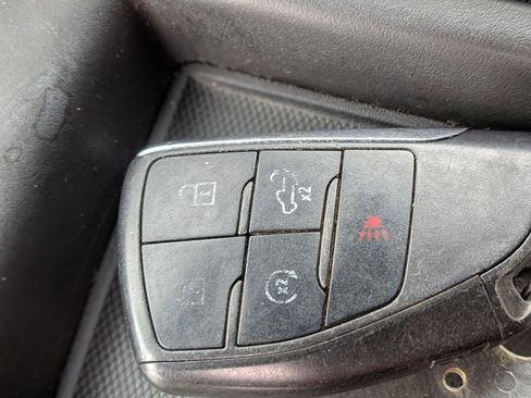 Used 2023 Chevrolet Silverado 1500 Custom image 35