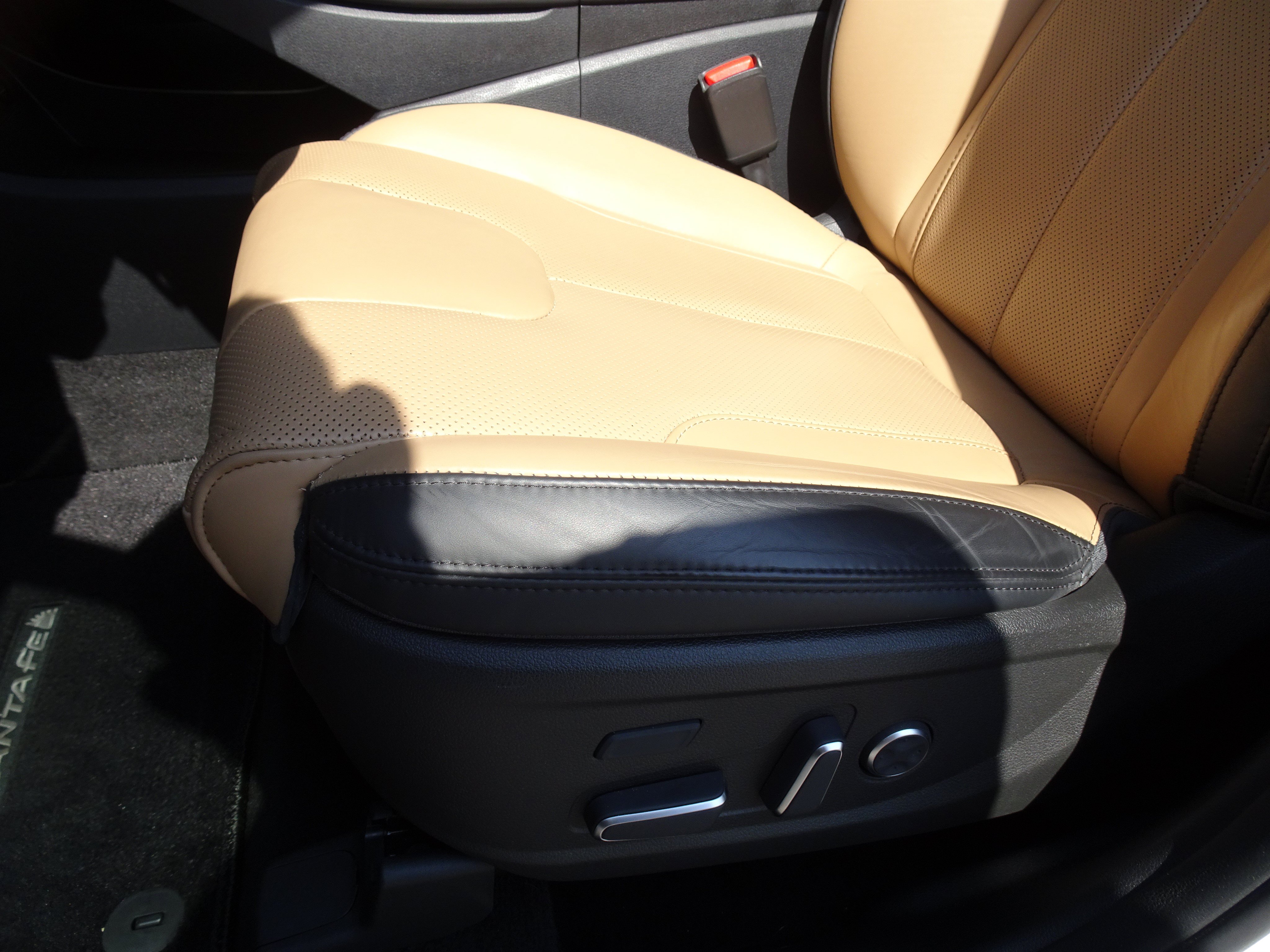 Used 2023 Hyundai Santa Fe Calligraphy AWD/4WD image 9