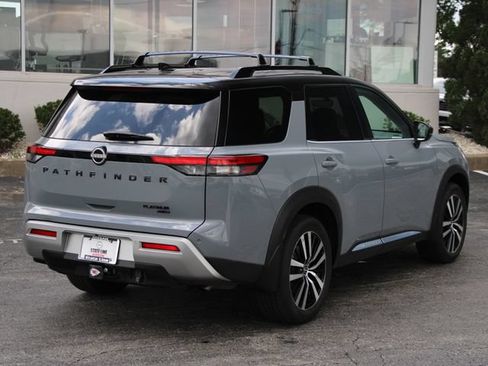 Certified 2024 Nissan Pathfinder Platinum AWD/4WD image 9