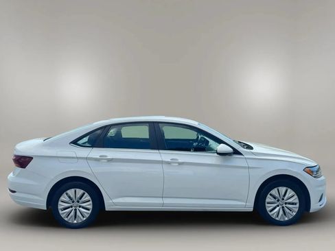 Used 2019 Volkswagen Jetta S w/ Driver Assistance Package FWD image 4