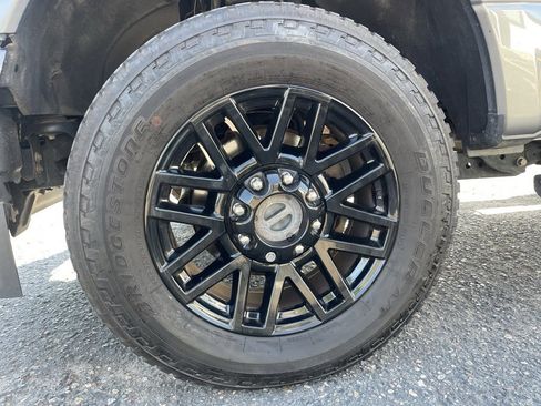 Used 2022 Ford F250 Lariat w/ Black Appearance Pkg image 20