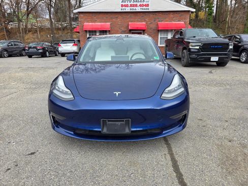 Used 2021 Tesla Model 3 Long Range image 2