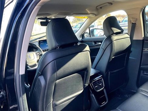 Used 2023 Lincoln Nautilus AWD w/ Premium Package image 36