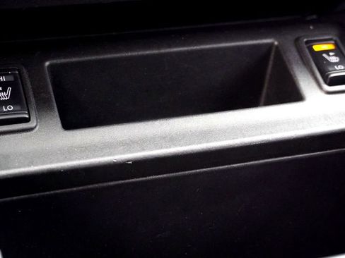 Used 2020 Nissan Titan PRO-4X w/ Pro-4x Convenience Package image 23