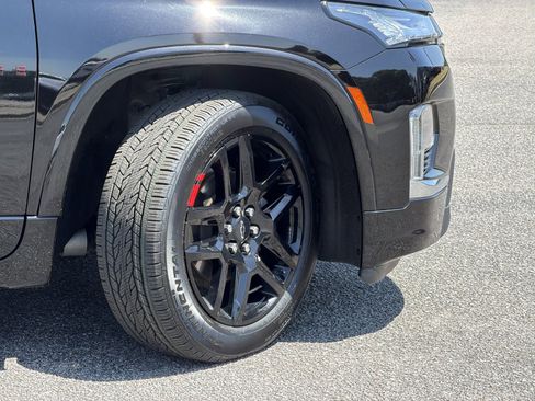 Used 2023 Chevrolet Traverse Premier w/ Redline Edition AWD/4WD image 5