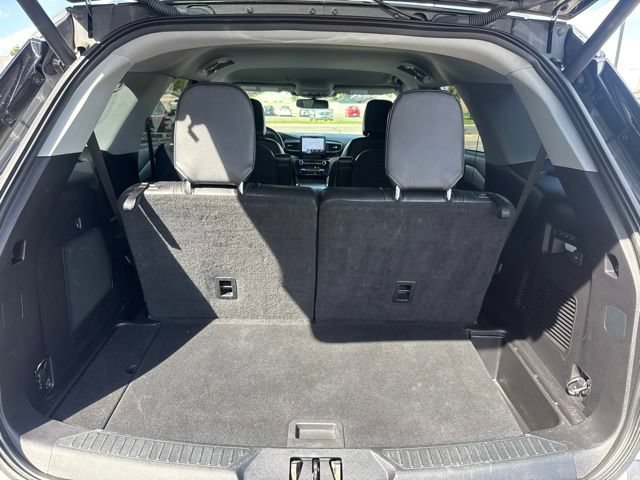 Used 2021 Ford Explorer Limited w/ Equipment Group 301A AWD/4WD image 7