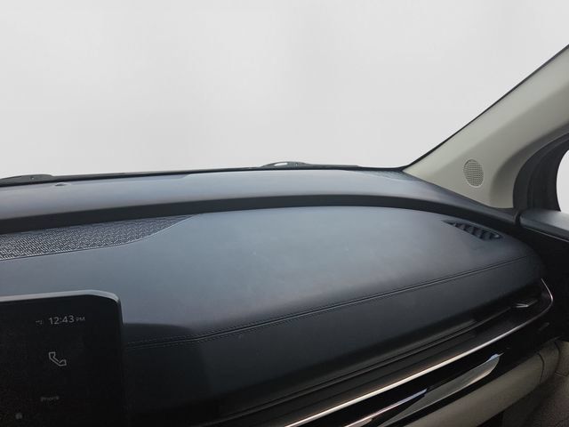 Used 2025 Kia Carnival SX Prestige FWD image 35