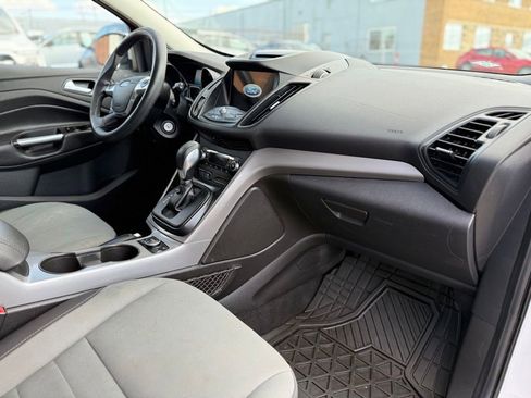 Used 2016 Ford Escape SE w/ Equipment Group 201A AWD/4WD image 22