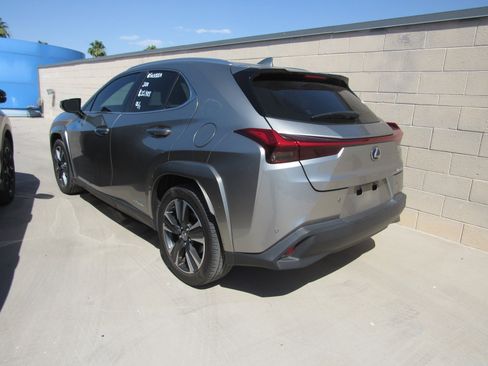 Used 2022 Lexus UX 250h w/ Luxury Package AWD/4WD image 4