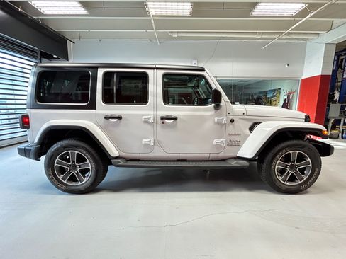 Certified 2023 Jeep Wrangler Unlimited Sahara w/ Cold Weather Group AWD/4WD image 39
