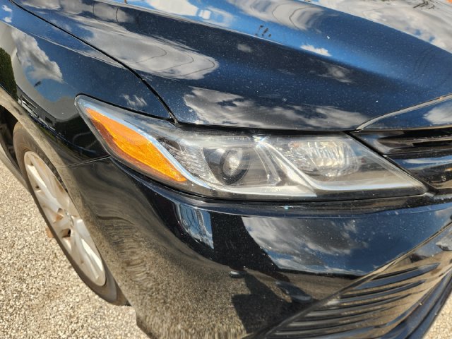 Used 2018 Toyota Camry LE FWD image 10