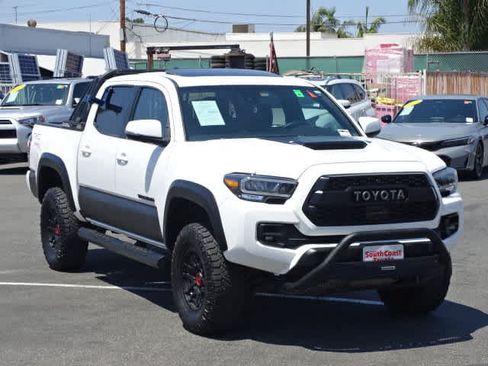 Certified 2022 Toyota Tacoma TRD Pro AWD/4WD image 2
