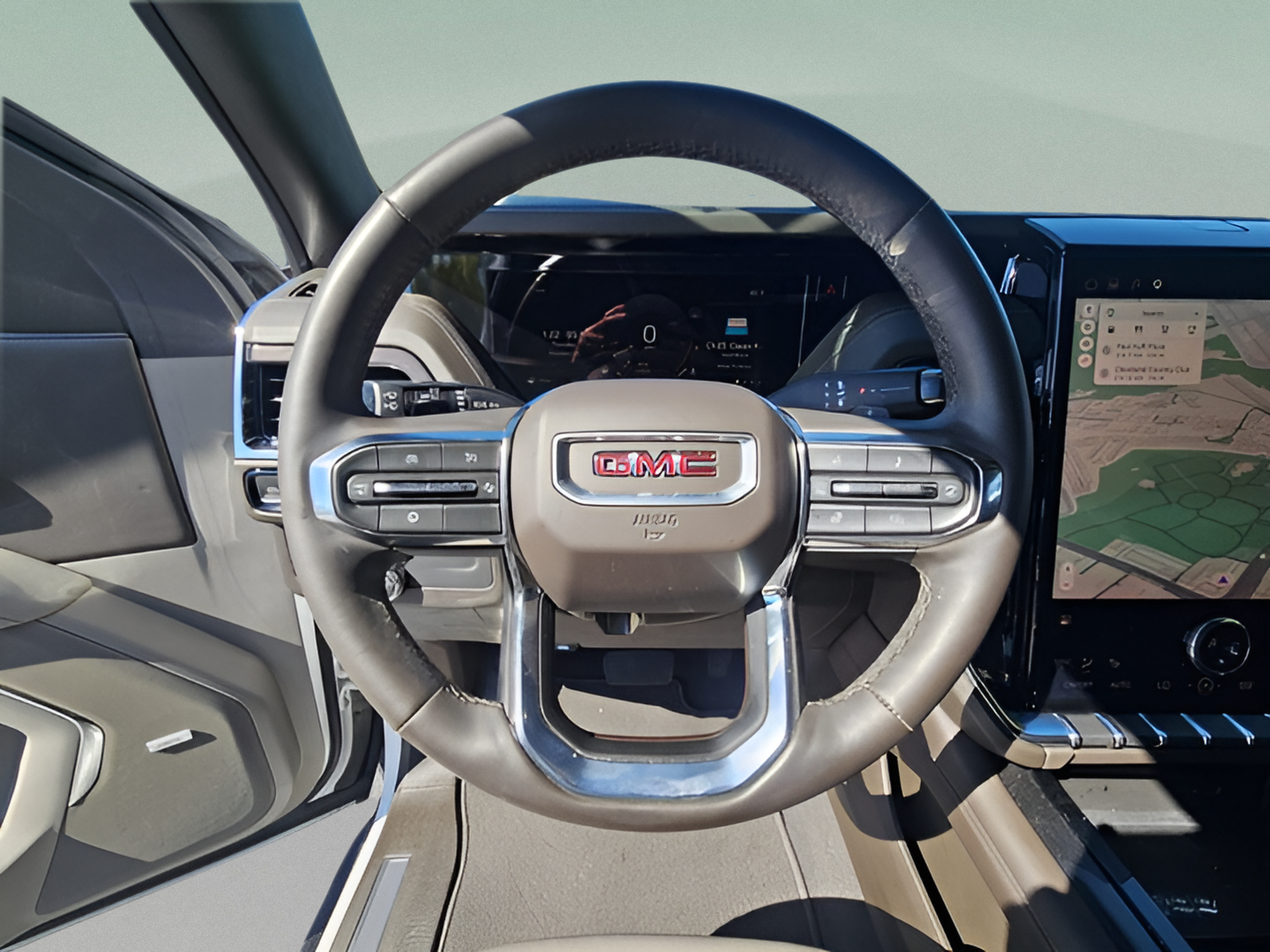 Used 2025 GMC Yukon Elevation AWD/4WD image 23