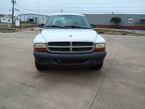 Used 2004 Dodge Dakota 2WD Club Cab w/ Hd Service Group image 9