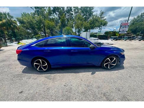 Used 2022 Honda Accord Sport image 7